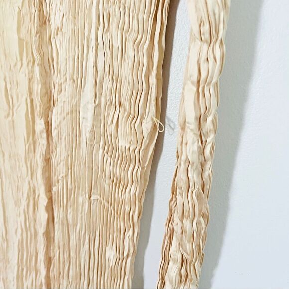 Theory Satin Long Slim Crinkle Cardigan Cream Small Never Worn Lightweight - Picture 7 of 15